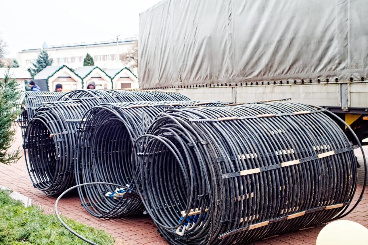 Трубы для катка на Ленина в Бресте.