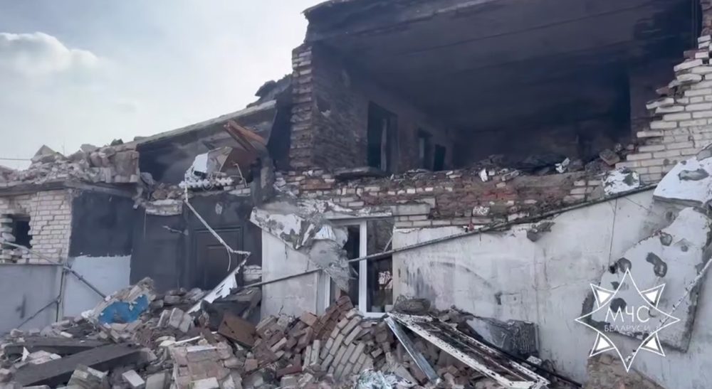 Дом после взрыва