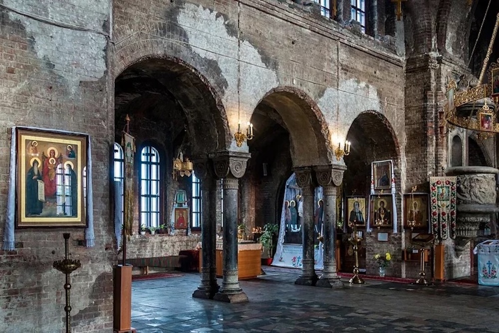 Гарнизонный храм святителя Николая Чудотворца.